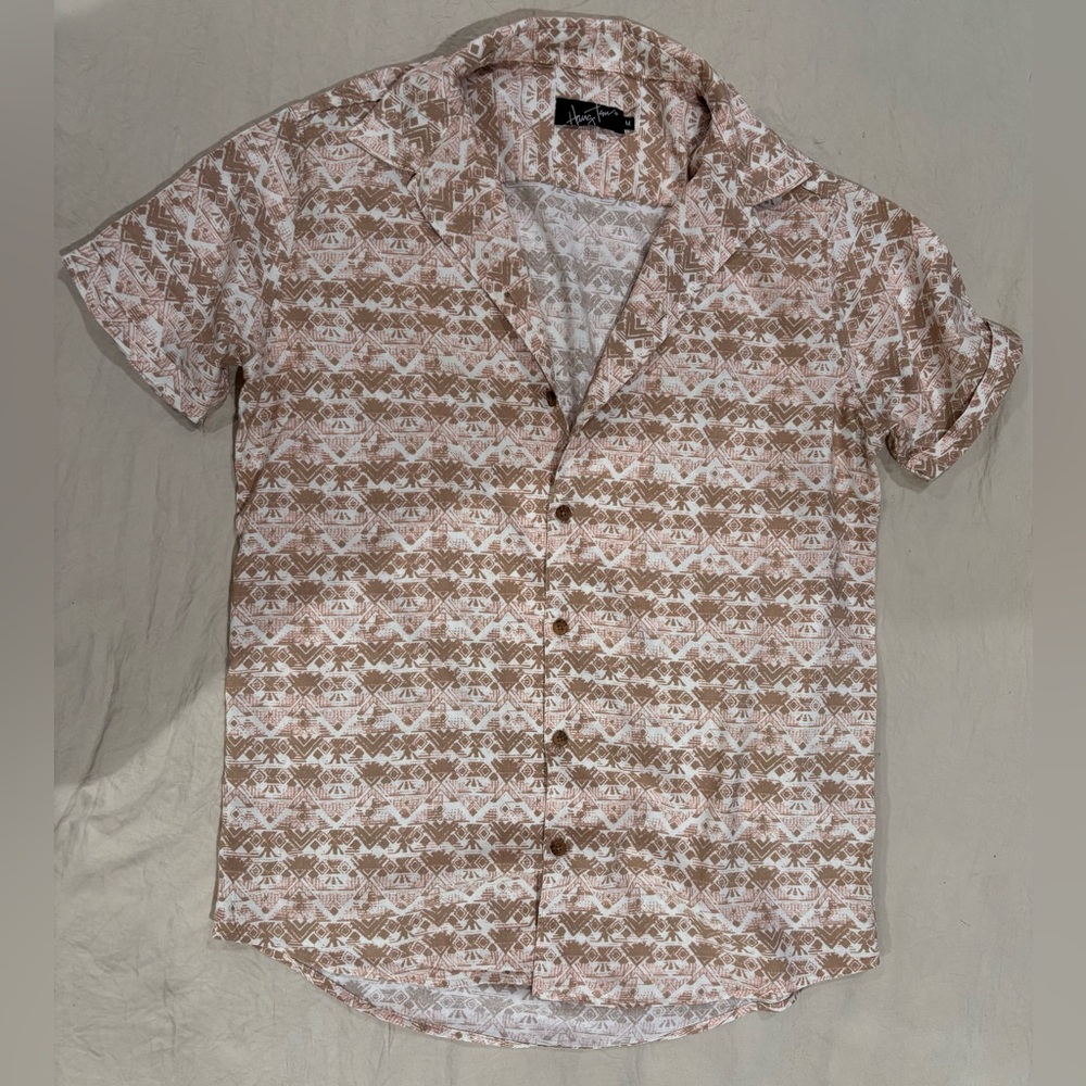 Hang Ten Tan and White Geometric Casual Shirt